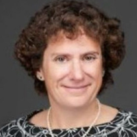 Jacky Olin headshot