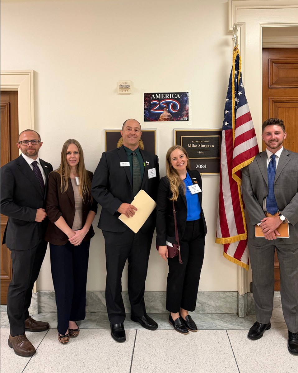 HOPA advocates standing outside Mike Thompson's office